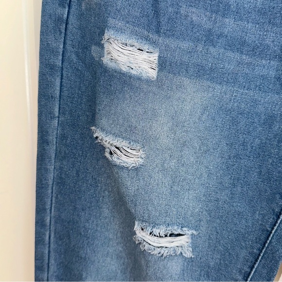 Snowman face distressed medium wash fashion jeans women S - Picture 6 of 13